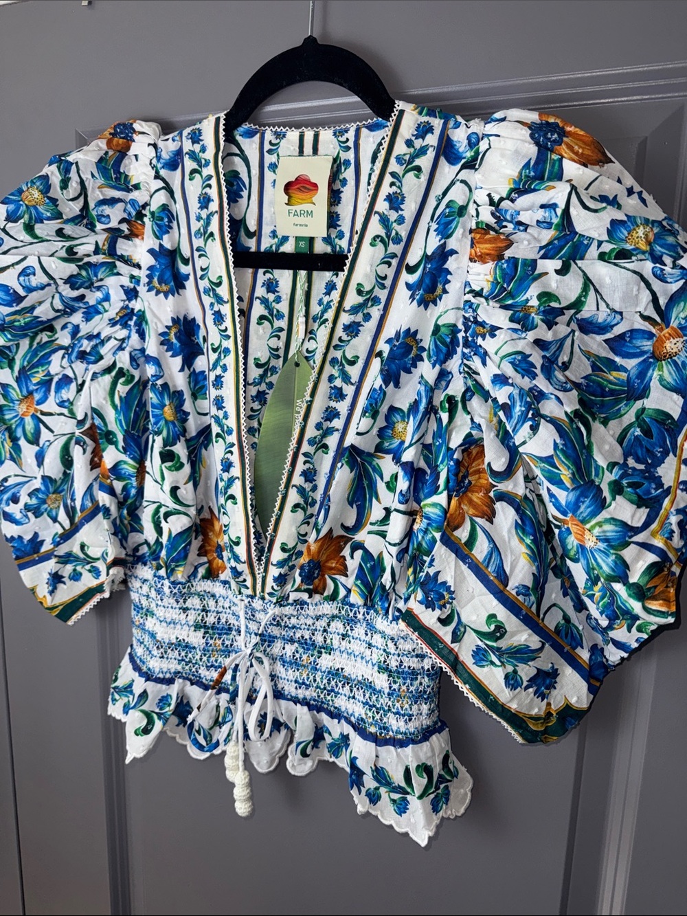 FARMRIO Off-White Flora Tile Smocked Blouse | Size XS | NWT - Picture 6 of 12